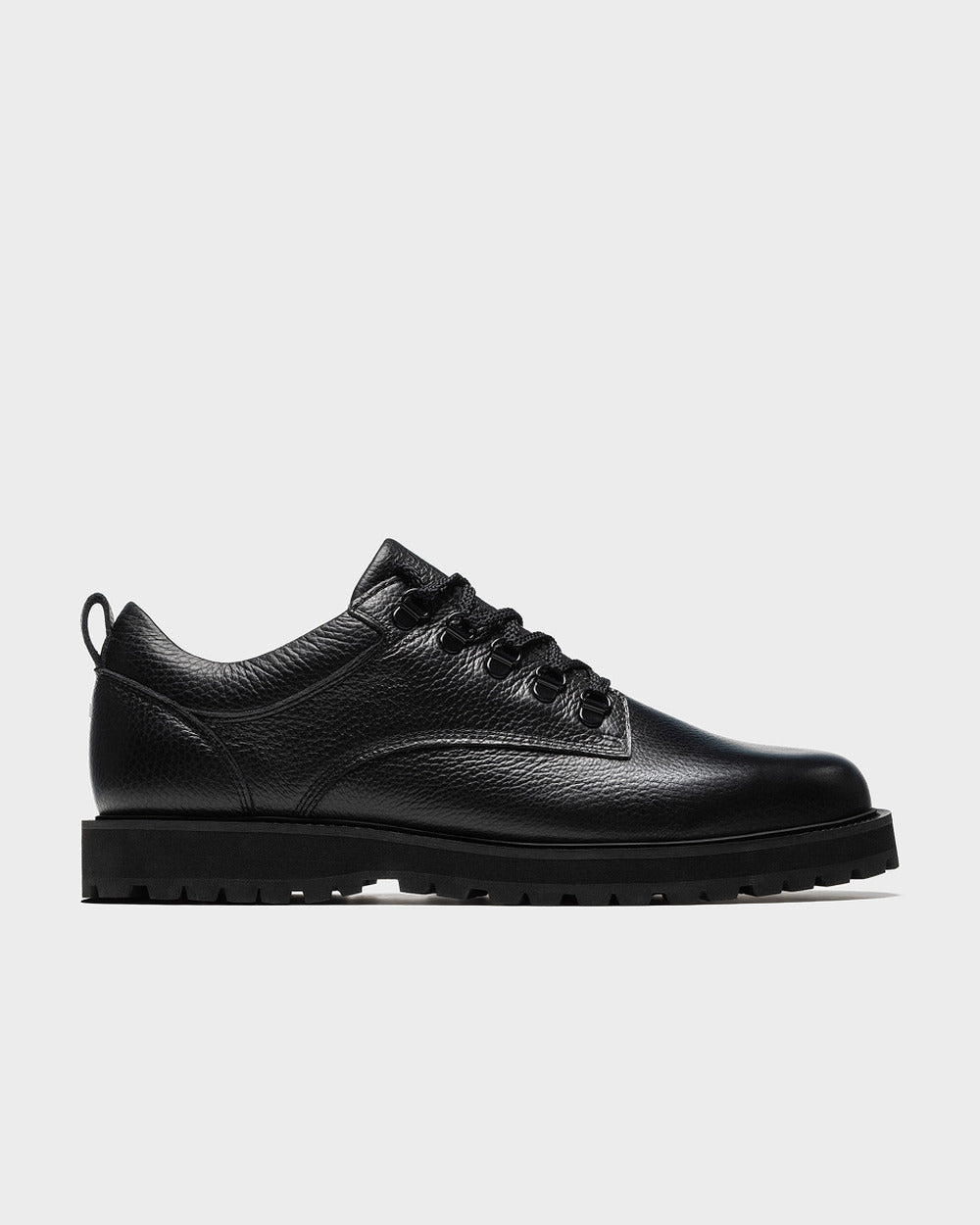 LB 01 Full Grain All Black – hiker lace-up shoes in black full grain leather
