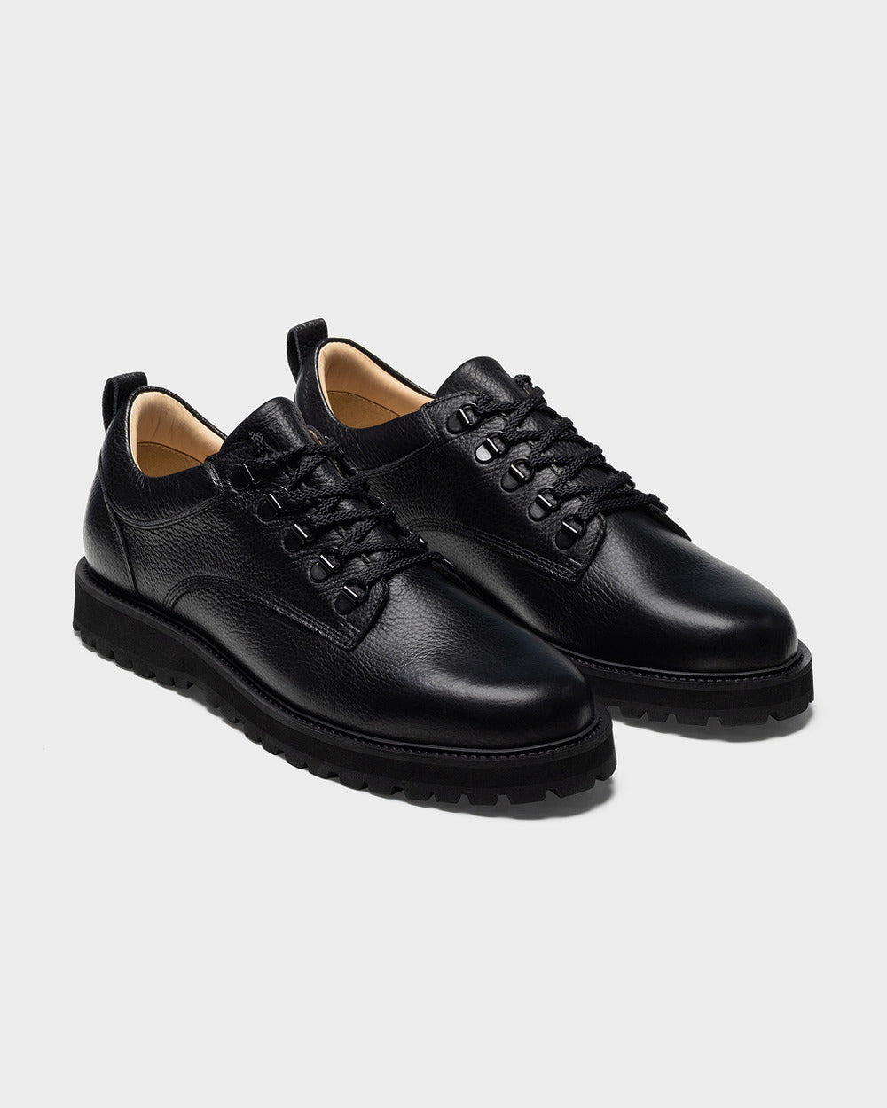 LB 01 Full Grain All Black – hiker lace-up shoes in black full grain leather, photo 3