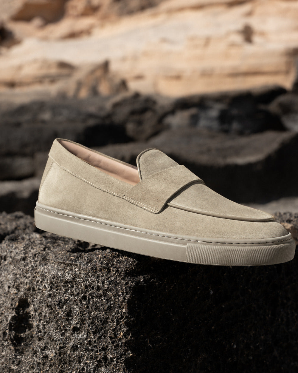 LS 05 Suede Sand – penny loafers in beige suede, photo 3