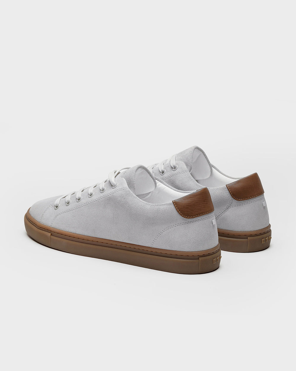 LT 01 Court Lite Gum Suede Cement Grey – sneakers in grey suede, photo 9