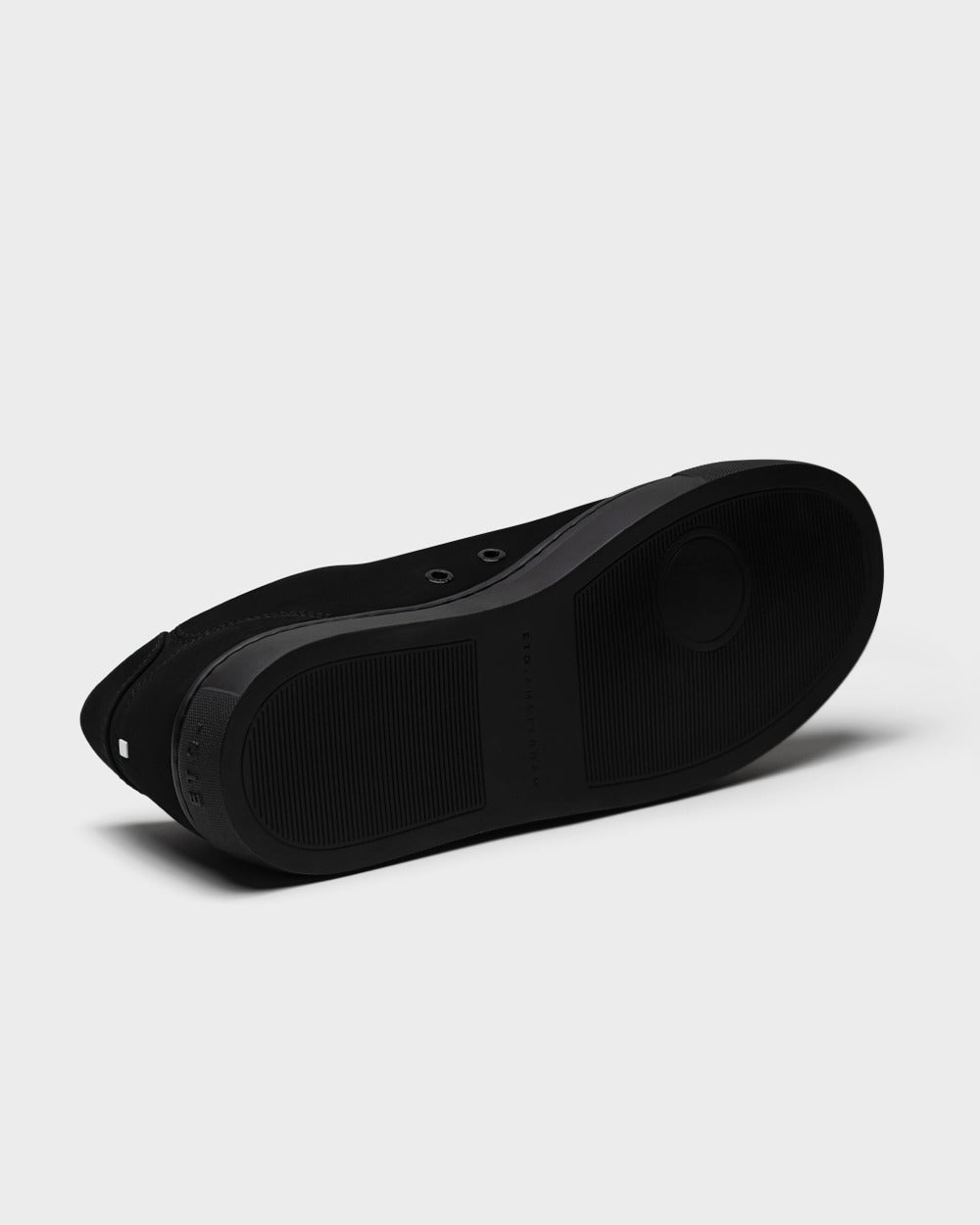 LT 01 Court Lite Nubuck All Black – sneakers in black nubuck leather, photo 9