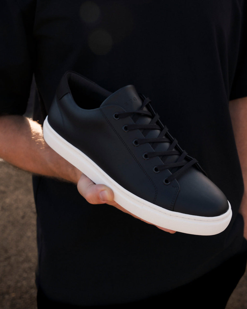 LT 01 Court Lite Premium Nappa Jet Black – sneakers in black nappa leather, photo 6