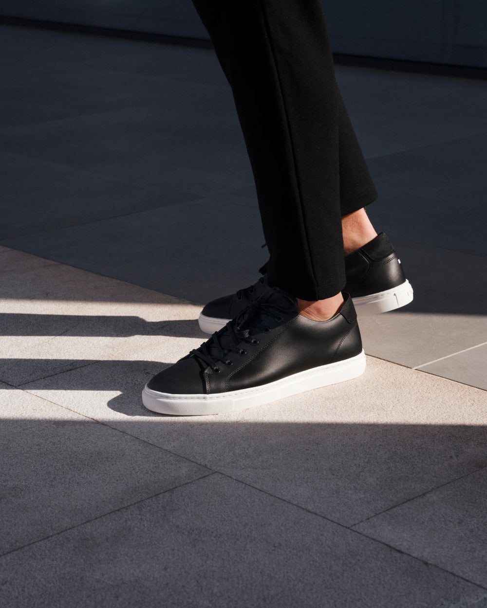 LT 01 Court Lite Premium Nappa Jet Black – sneakers in black nappa leather, photo 7