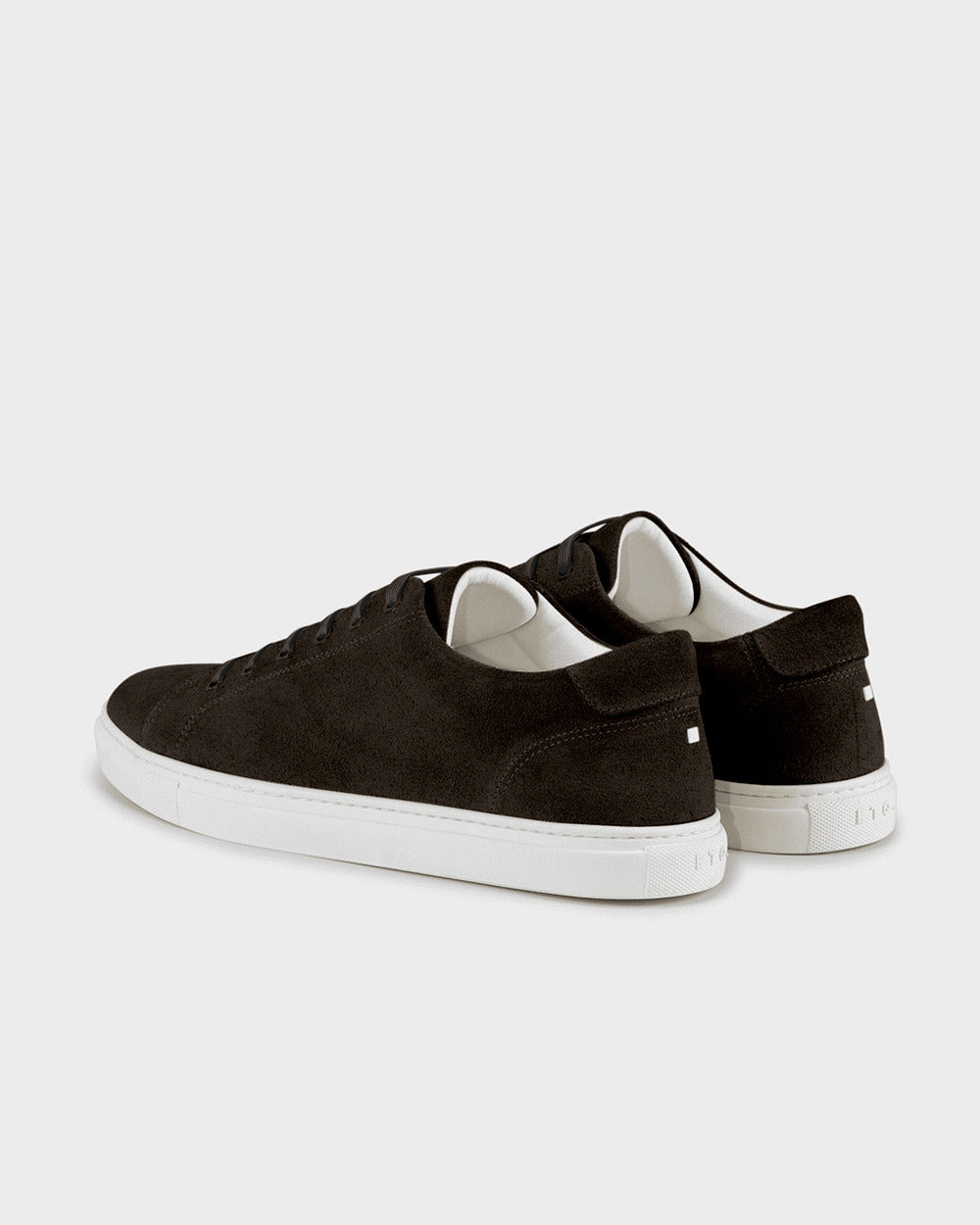 LT 01 Court Lite Suede Chocolate – sneakers in brown suede, photo 11