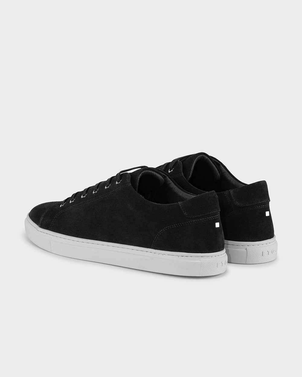 LT 01 Court Lite Suede Jet Black – sneakers in black suede, photo 5
