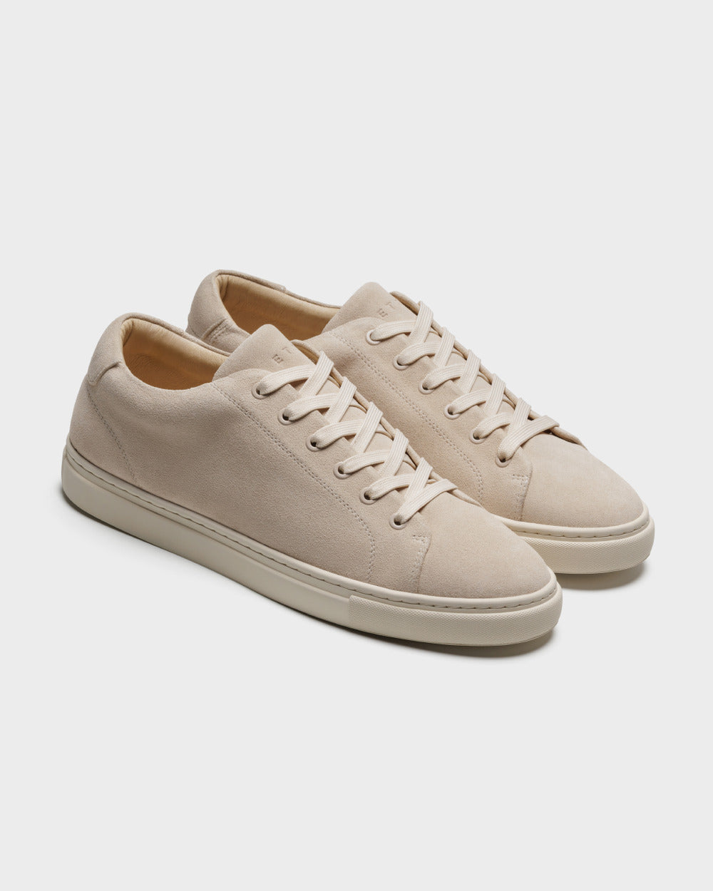 LT 01 Court Lite Suede Off White – sneakers in white suede, photo 4