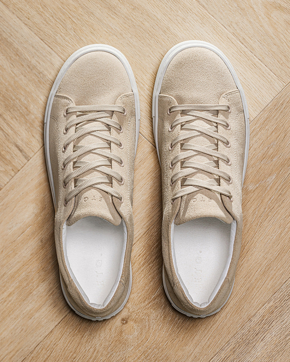 LT 01 Court Lite Suede Sand – sneakers in beige suede, photo 8