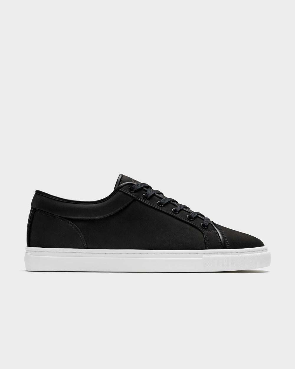 LT 01 Essence Nubuck Jet Black – sneakers in black nubuck leather