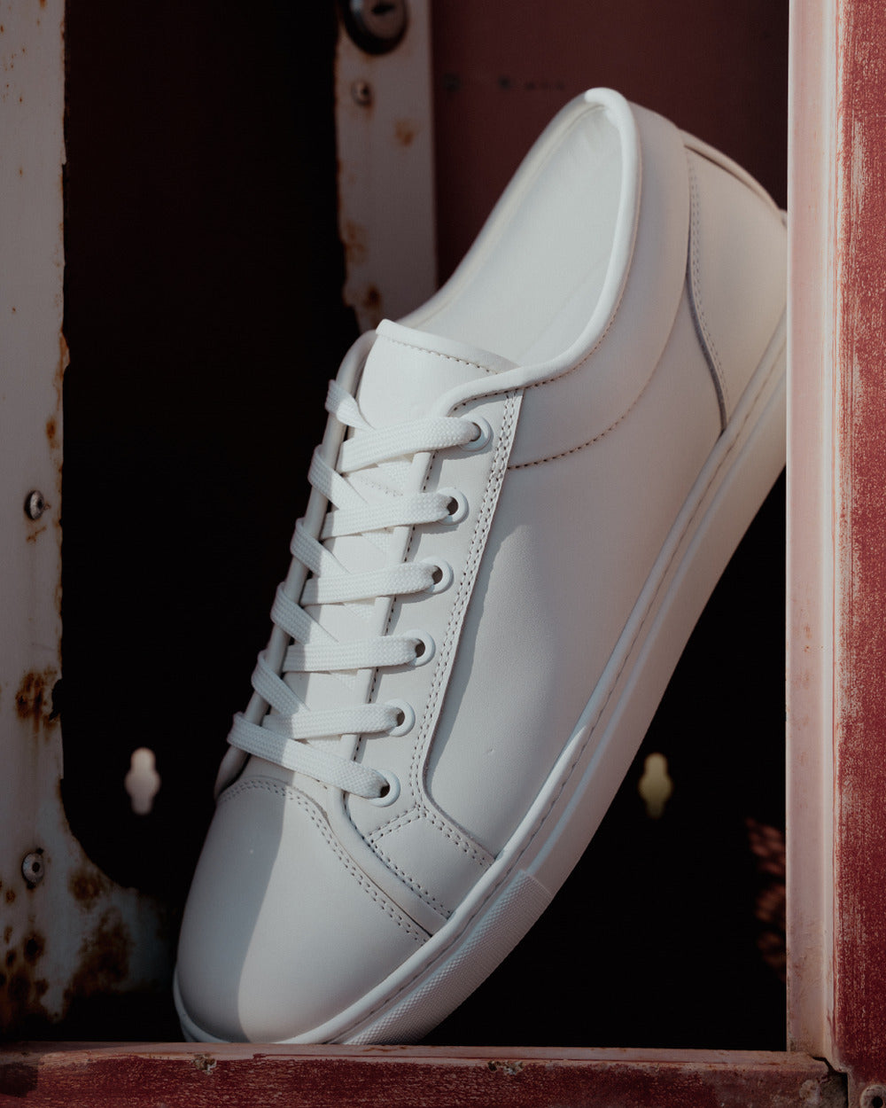 LT 01 Essence White – sneakers in white full grain leather, photo 13