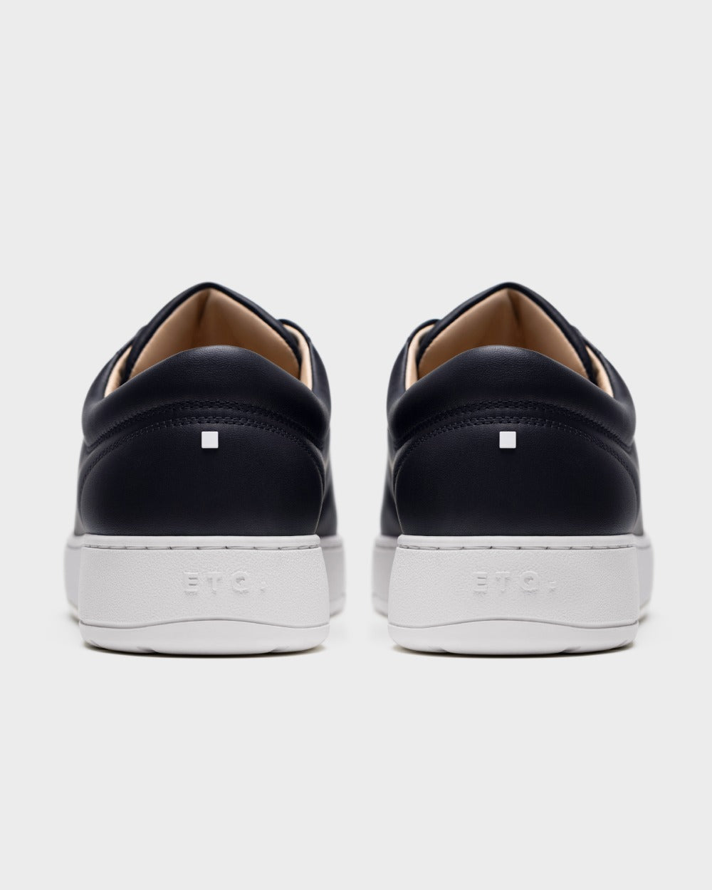 LT 01 Premium Nappa Blueberry – sneakers in blue nappa leather, photo 5