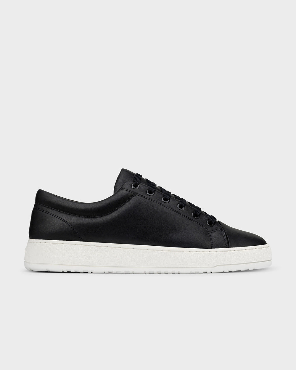LT 01 Premium Nappa Jet Black – sneakers in black nappa leather