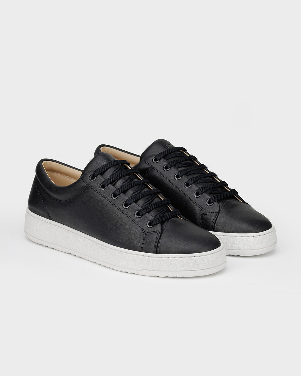 LT 01 Premium Nappa Jet Black – sneakers in black nappa leather, photo 3