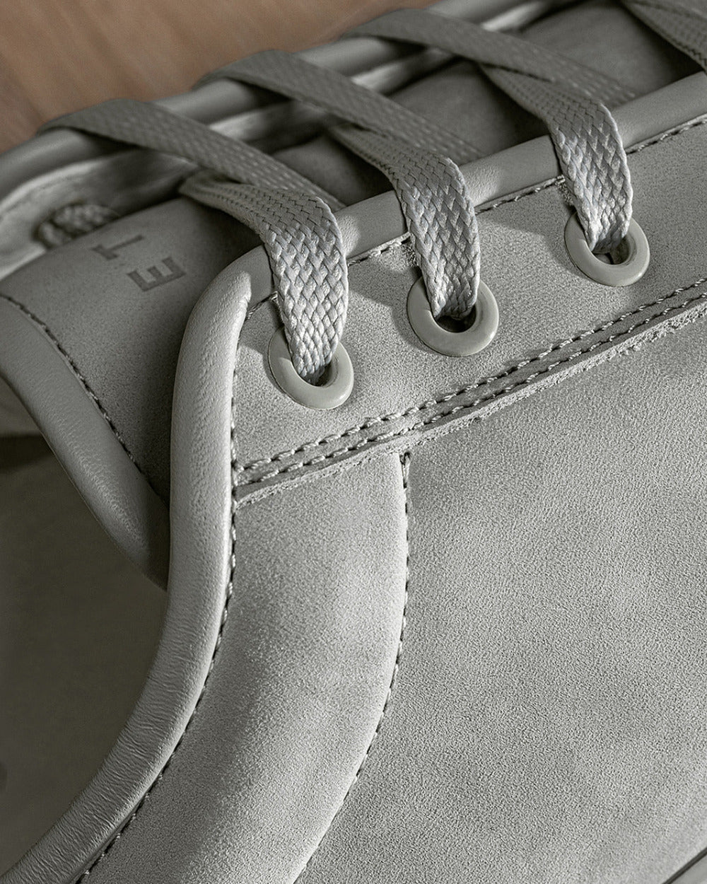 LT 01 Shades Nubuck Glacier Grey – sneakers in grey nubuck leather, photo 11