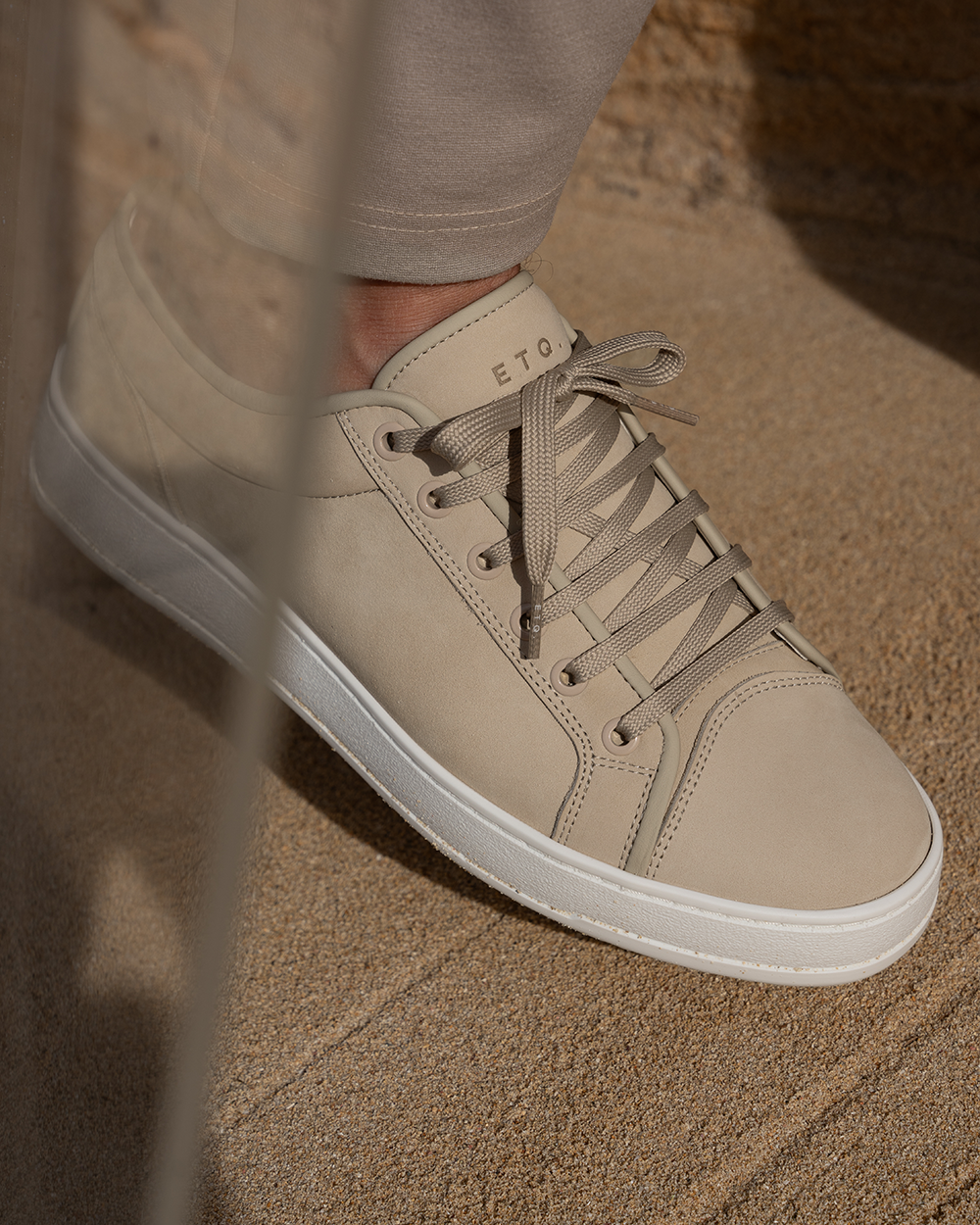 LT 01 Shades Nubuck Sand – sneakers in beige nubuck leather, photo 14