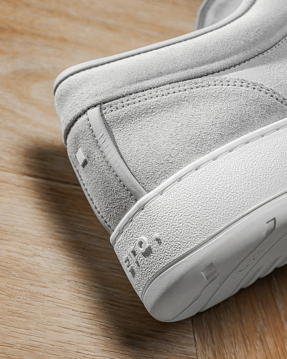 LT 01 Shades Suede Cement Grey – sneakers in grey suede, photo 17