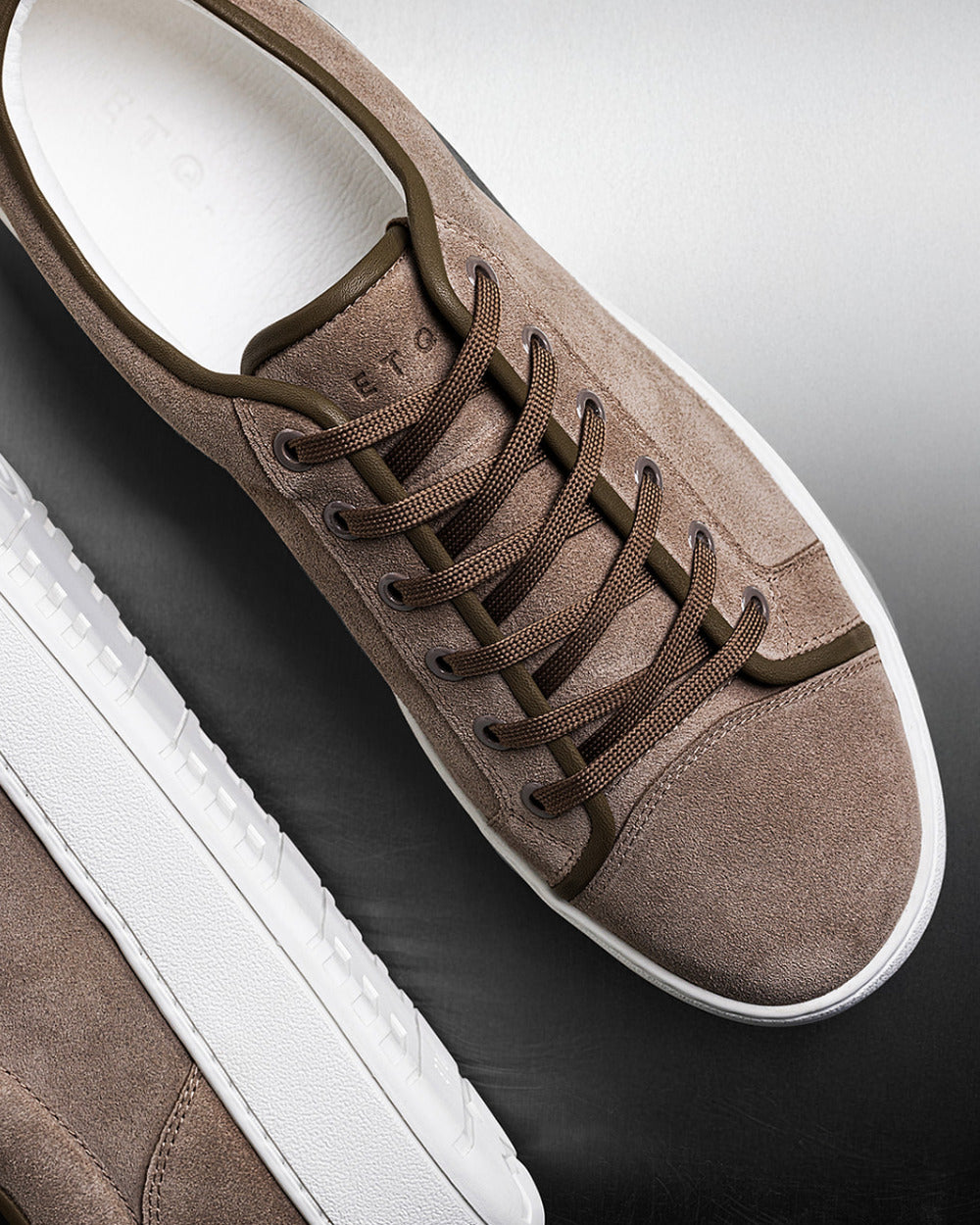 LT 01 Shades Suede Desert Taupe – sneakers in taupe suede, photo 9
