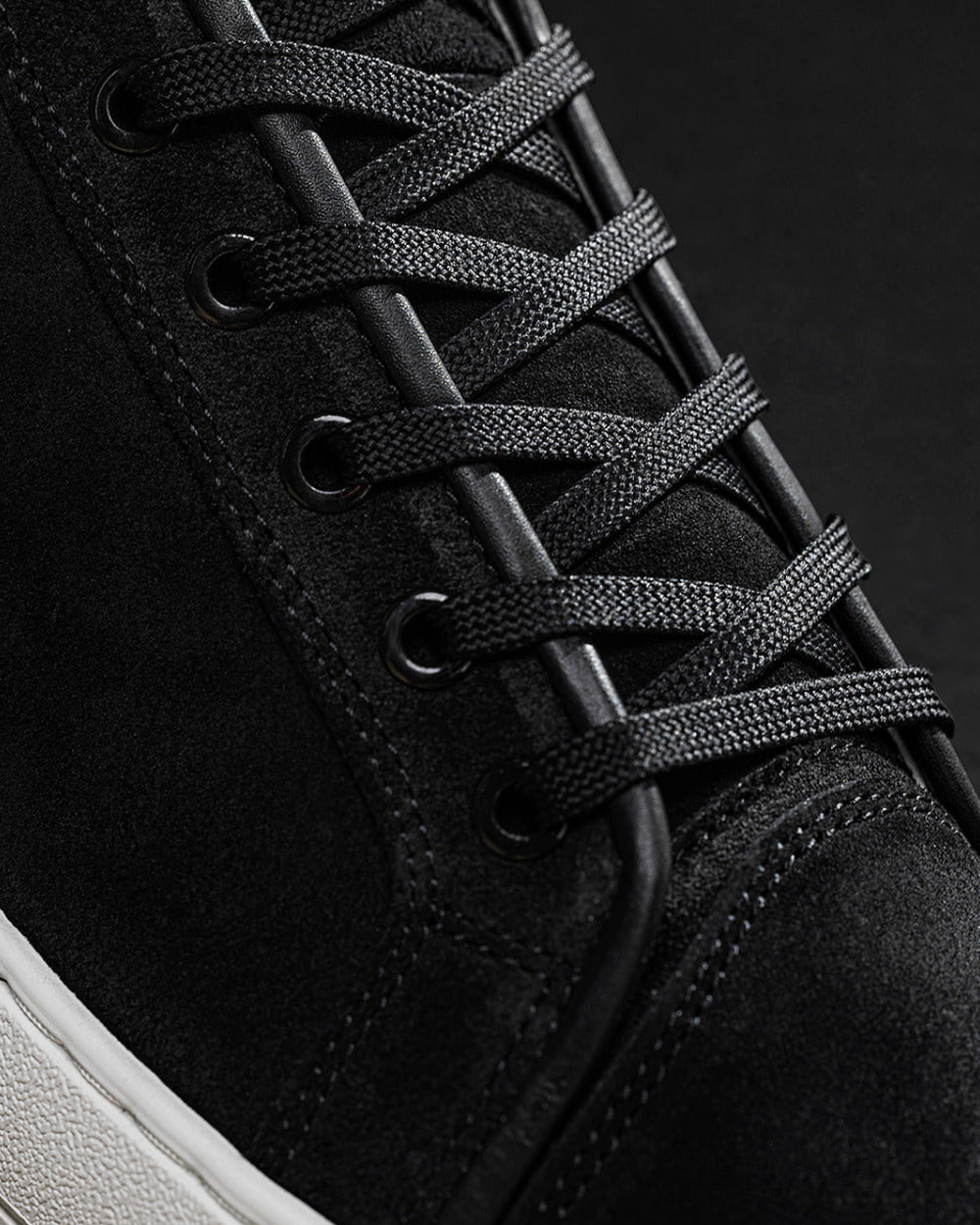 LT 01 Shades Suede Jet Black – sneakers in black suede, photo 13