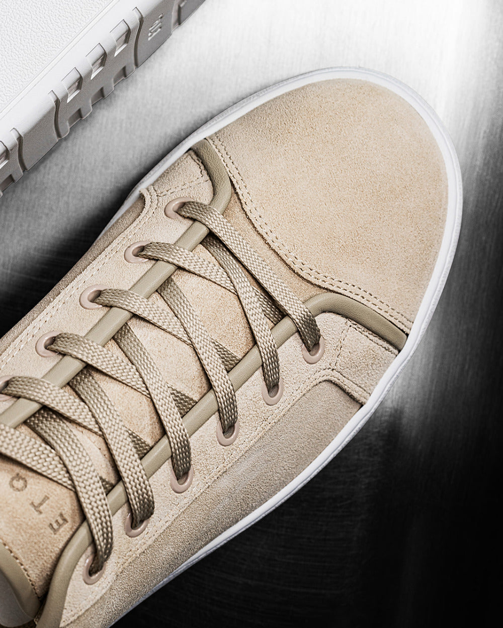 LT 01 Shades Suede Sand – sneakers in beige suede, photo 11