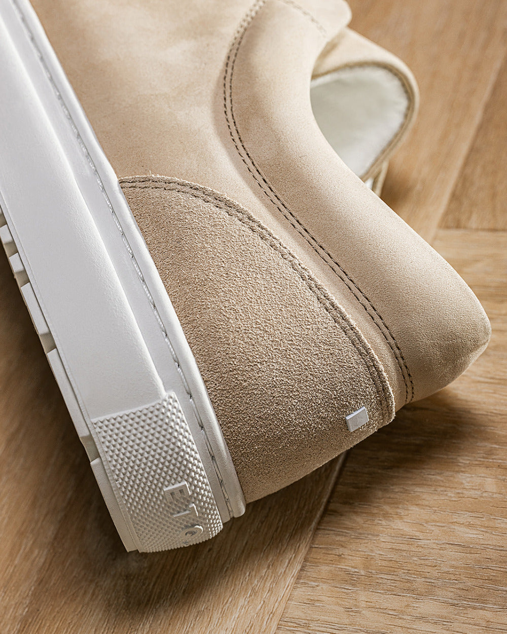 LT 02 Rugged Nubuck Sand – sneakers in beige nubuck leather, photo 8