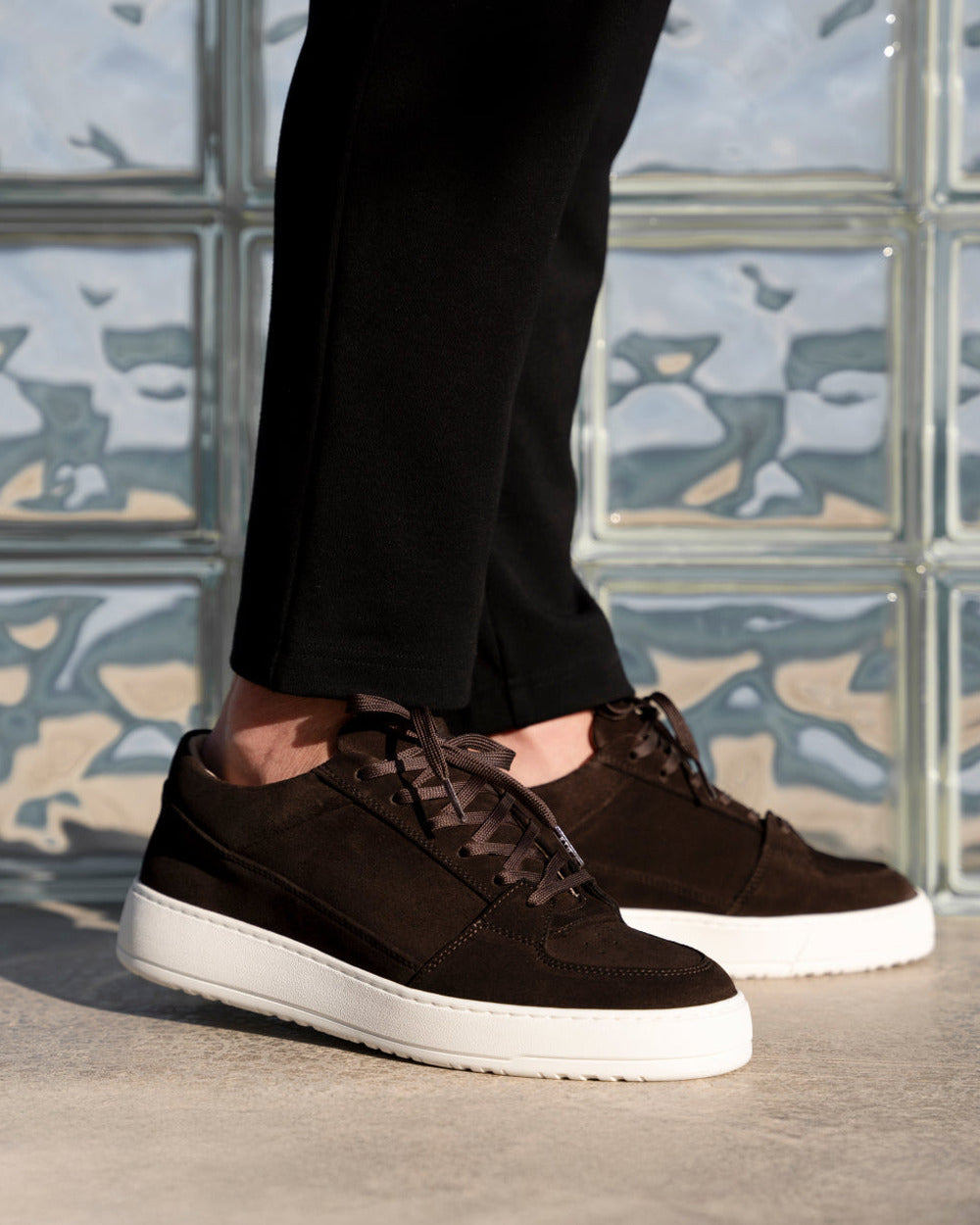 LT 03 Suede Chocolate – sneakers in brown suede, photo 7