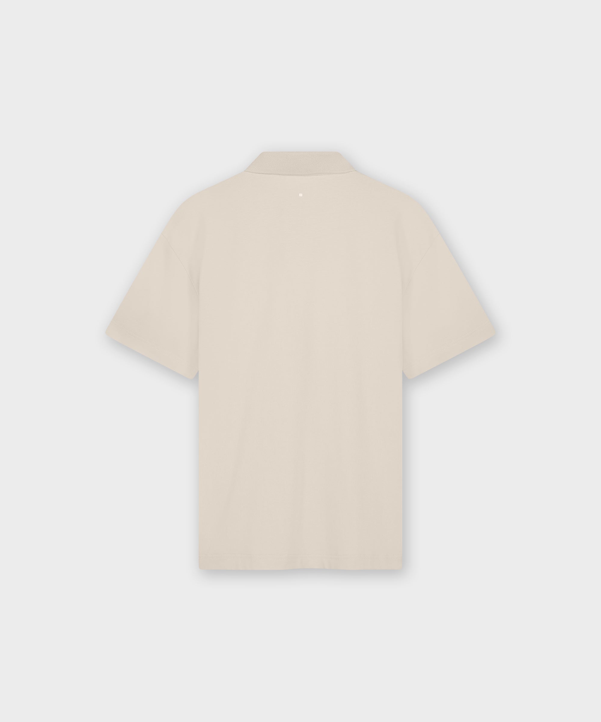 PO 02 Essence Buttonless Sand