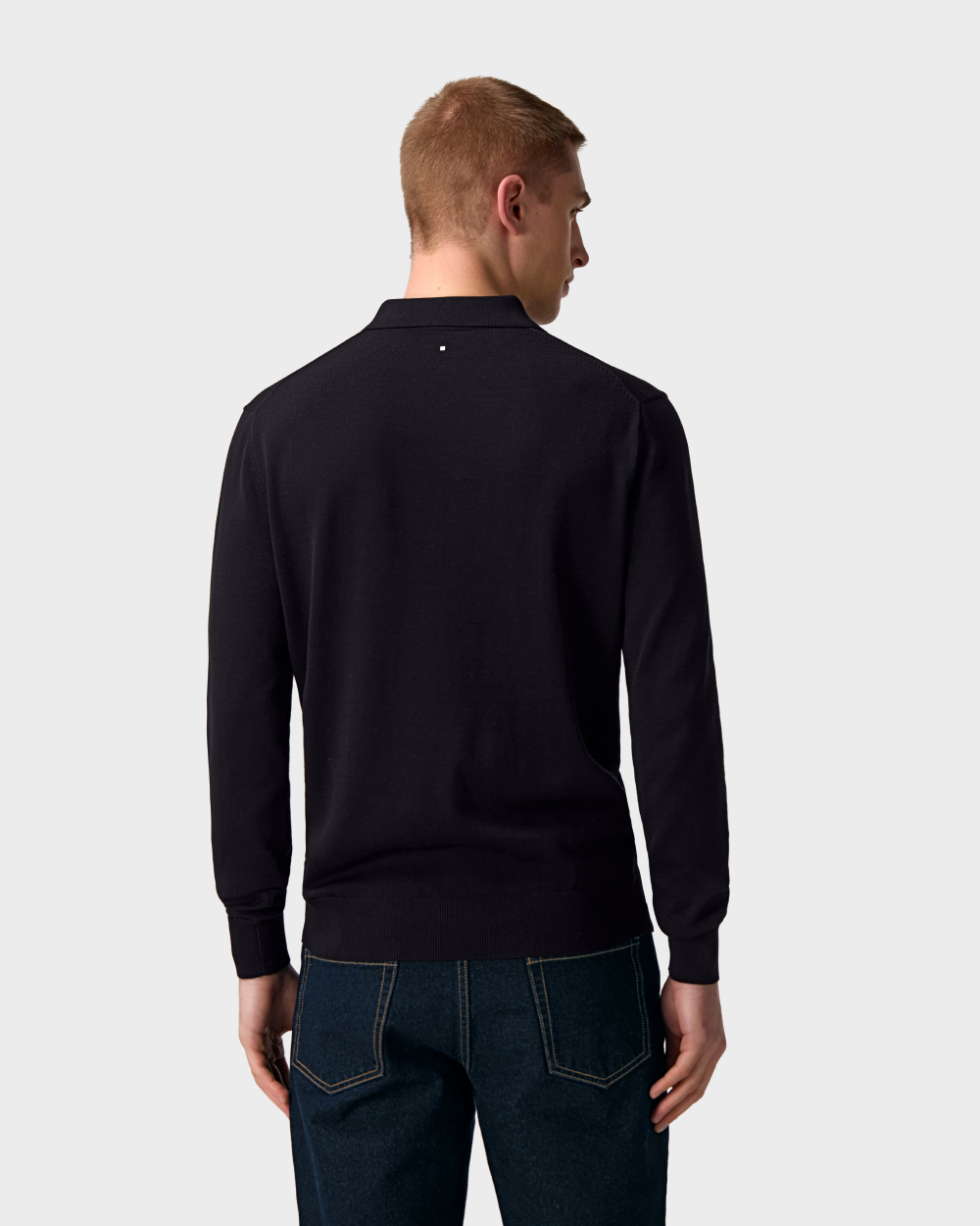 PO 04 Tailored Longsleeve Black