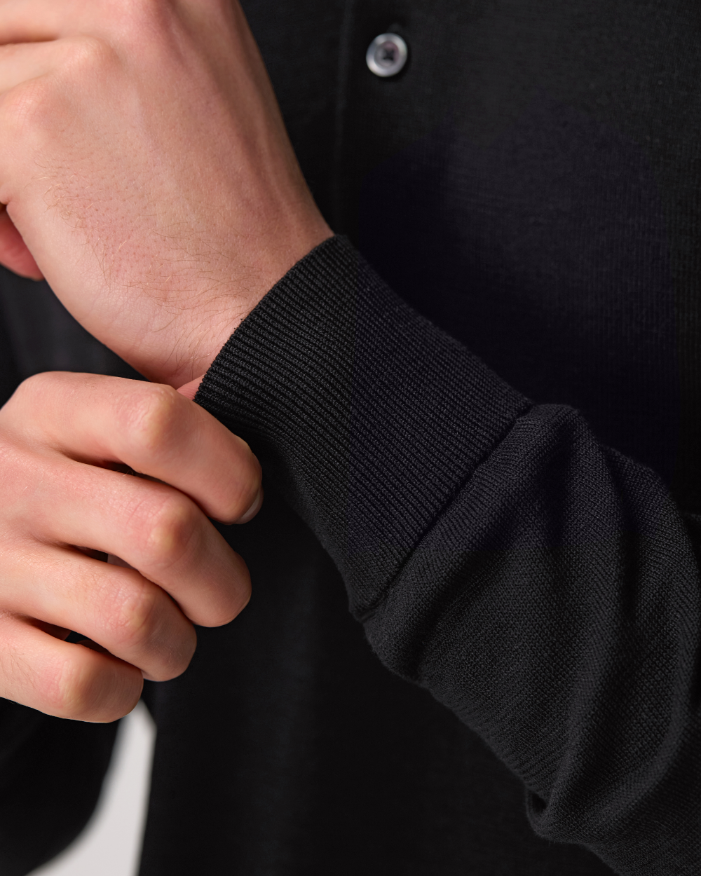 PO 04 Tailored Longsleeve Black
