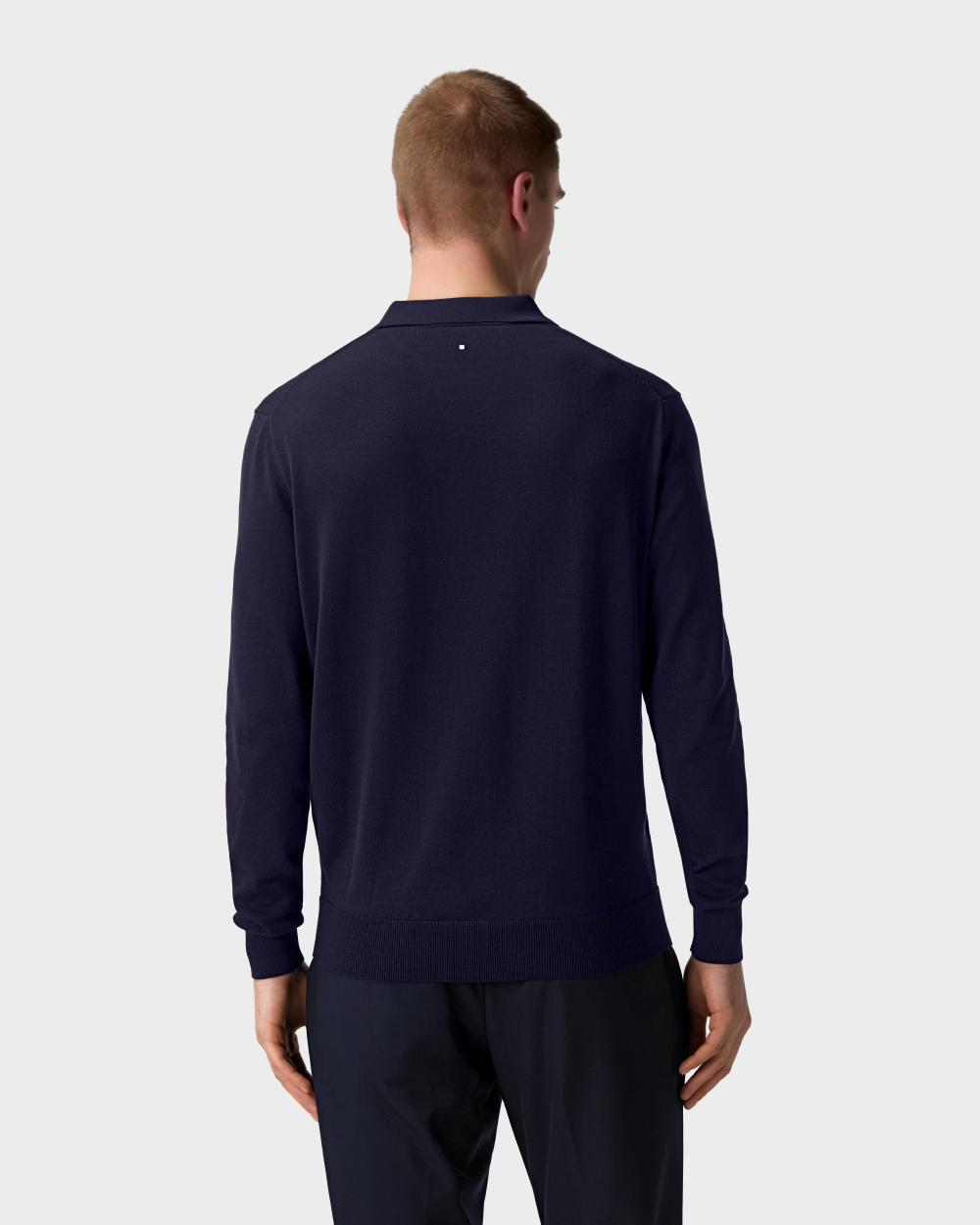 PO 04 Tailored Longsleeve Blueberry