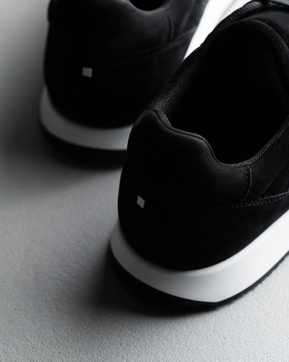 RS 01 Lightweight Jet Black – runner sneakers in black nubuck leather and mesh, photo 7