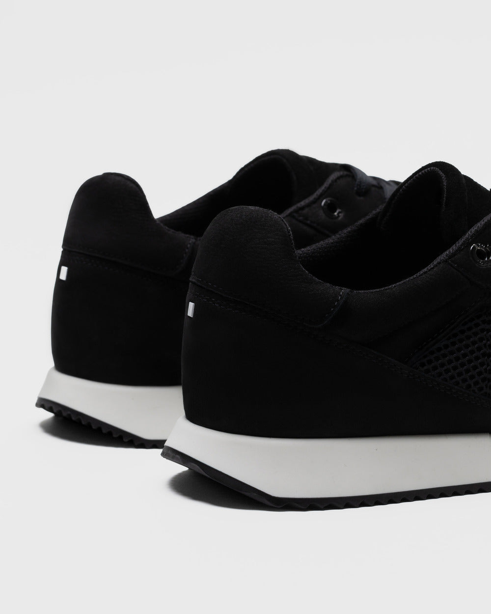 RS 01 Lightweight Jet Black – runner sneakers in black nubuck leather and mesh, photo 10