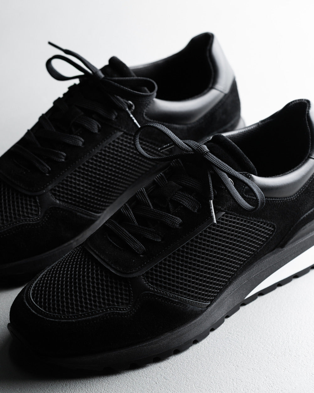 RS 03 Jet Black – runner sneakers in black suede and mesh, photo 4