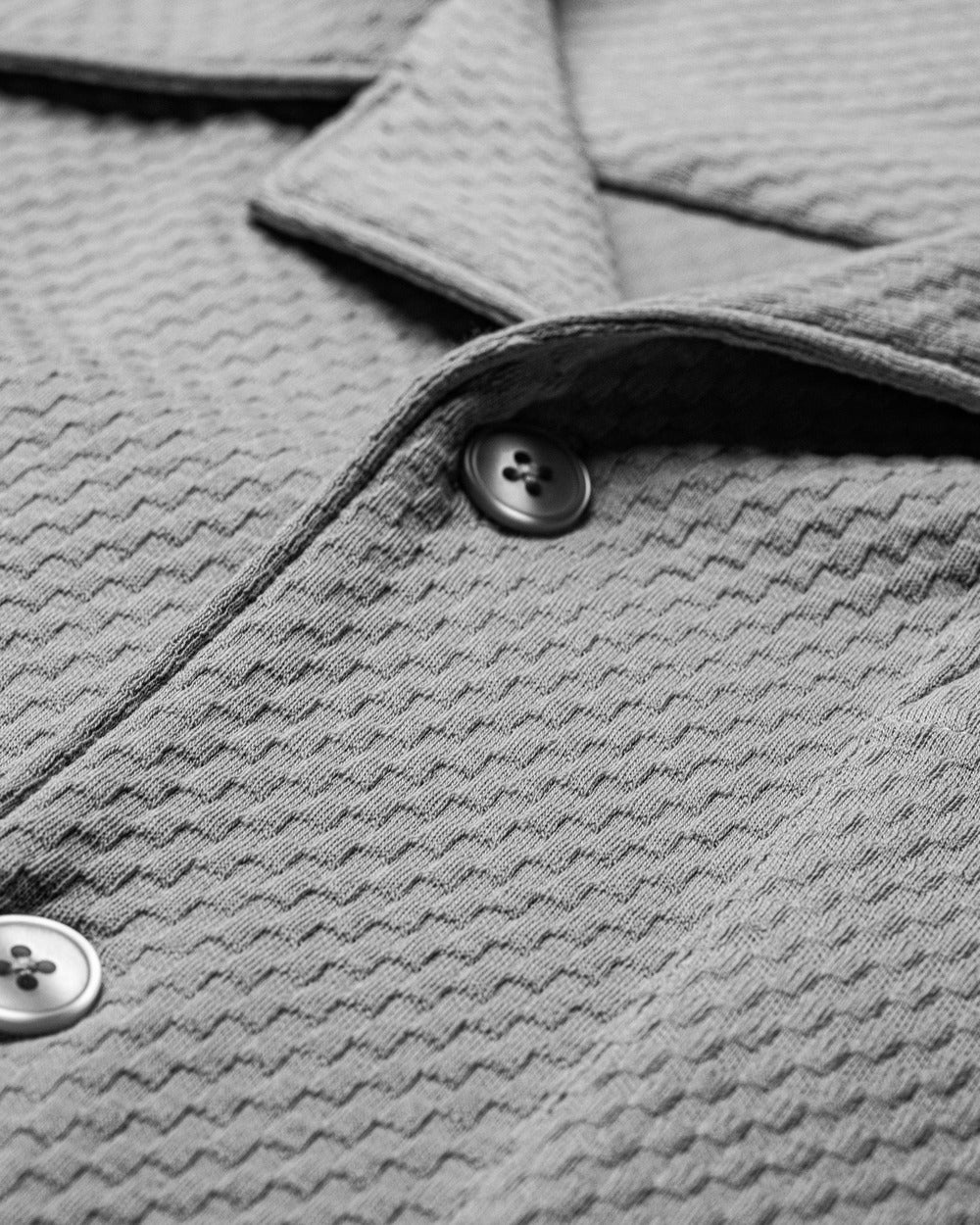 SH 04 Jacquard – short sleeve shirt in cotton jacquard, detail