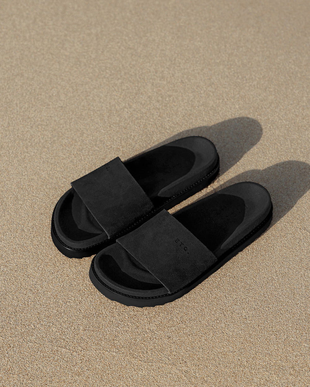 SL 01 Full Suede Black – slides in black suede, photo 8