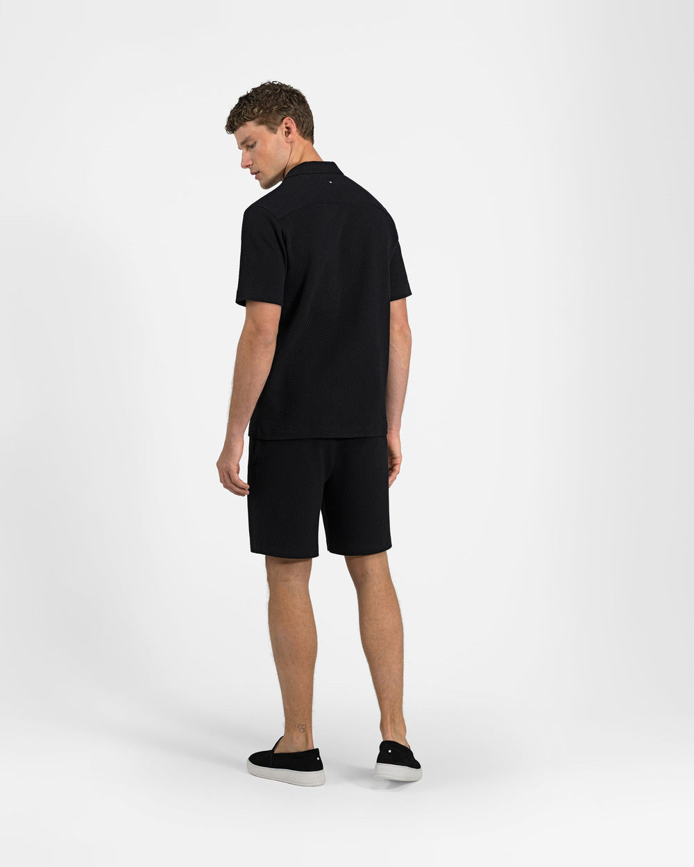 ST 02 Jacquard Black and SH 04 Jacquard Black – shorts and short sleeve shirt