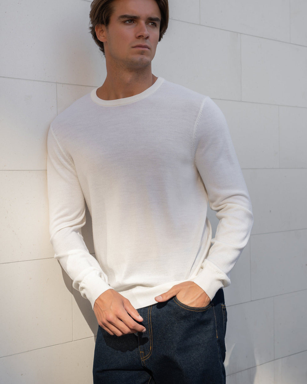 SW 04 Tailored Crewneck Off White – crewneck sweater in white merino wool, photo 3