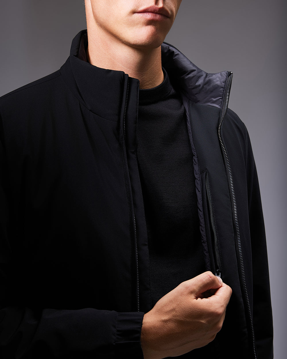JC 04 Tech Black