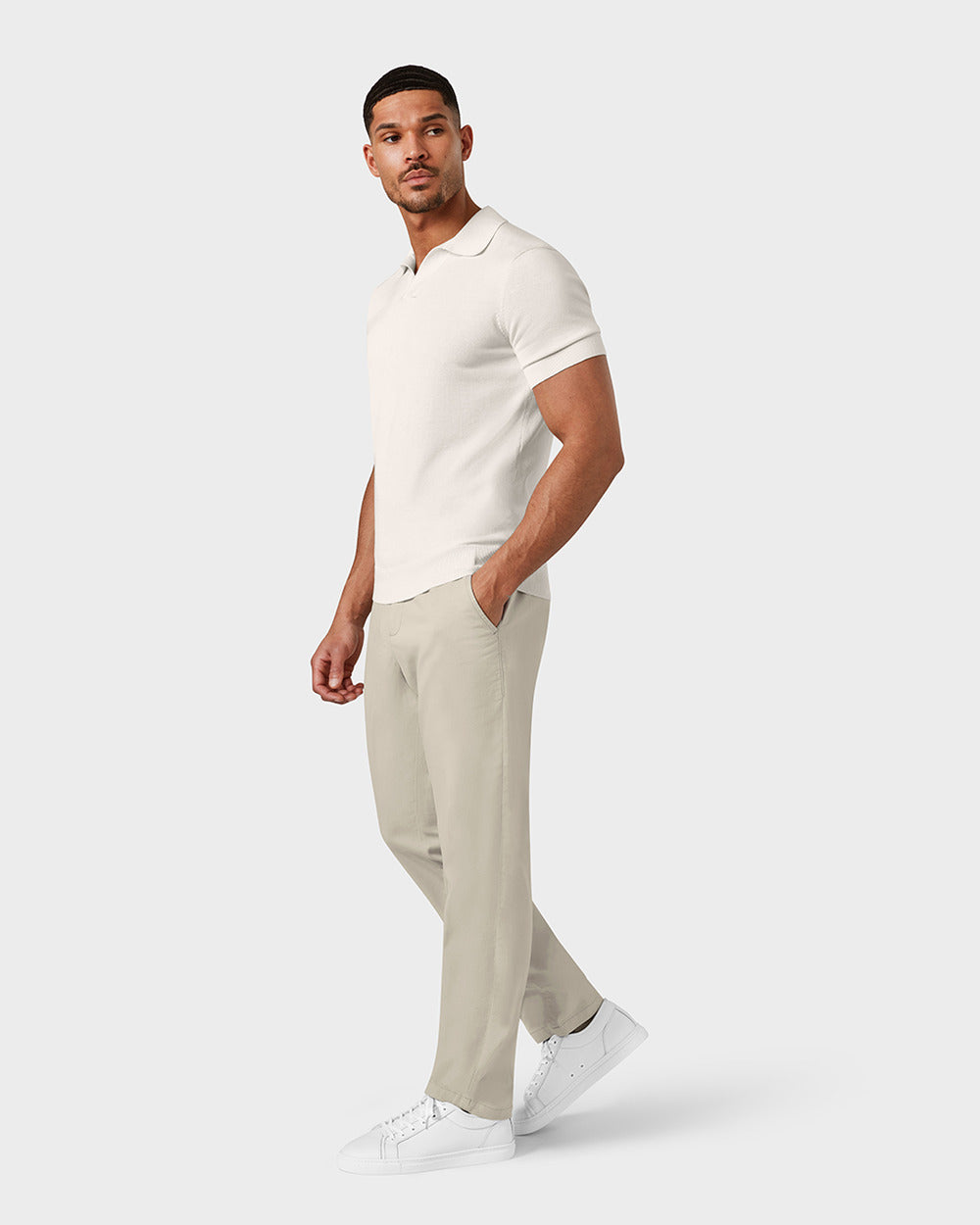 LT 01 Essence White and TP 04 Essence Chino Sand – sneakers and chinos
