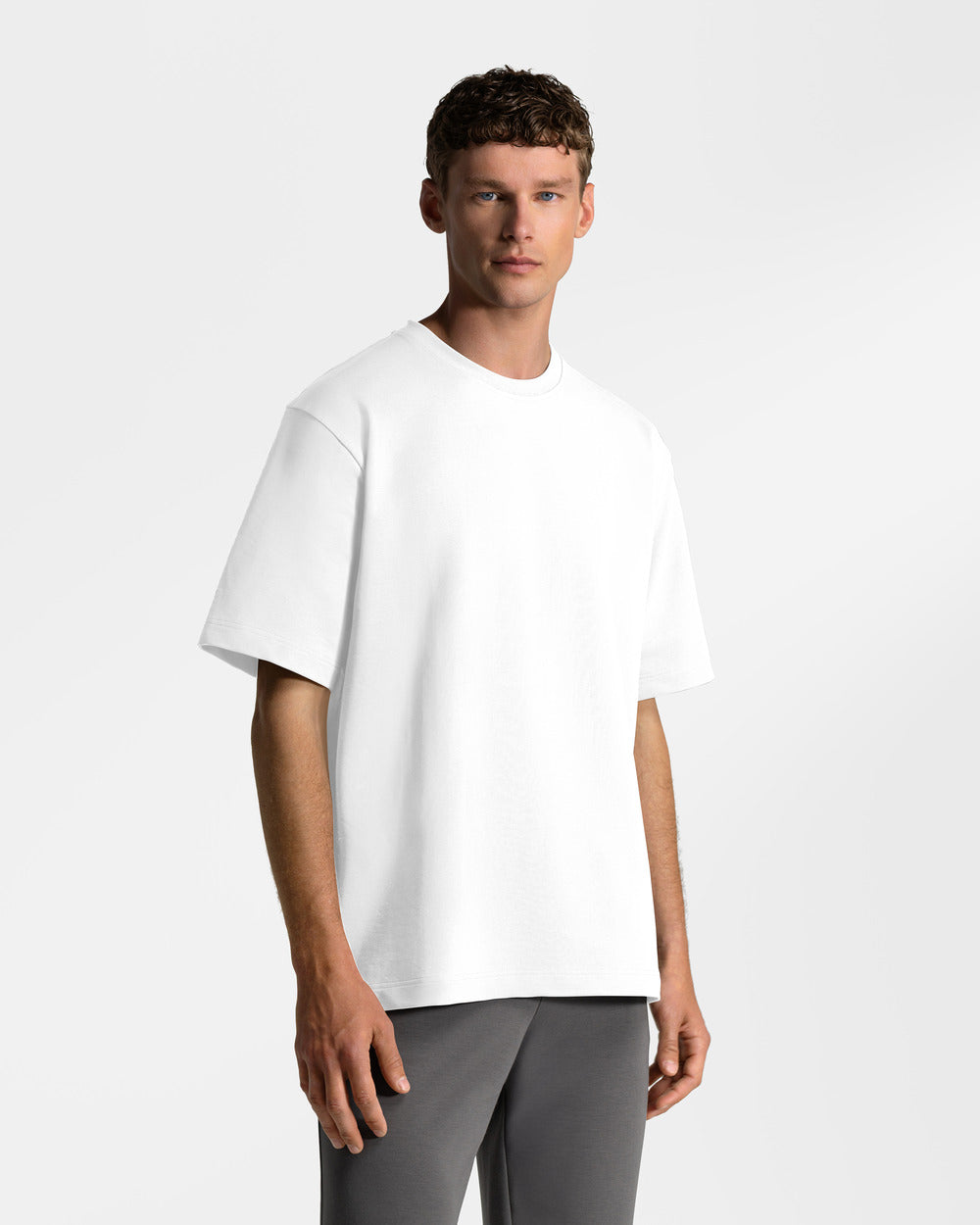 TS 01 Essence Oversized Heavyweight White 2.0 – t-shirt in white stretch cotton