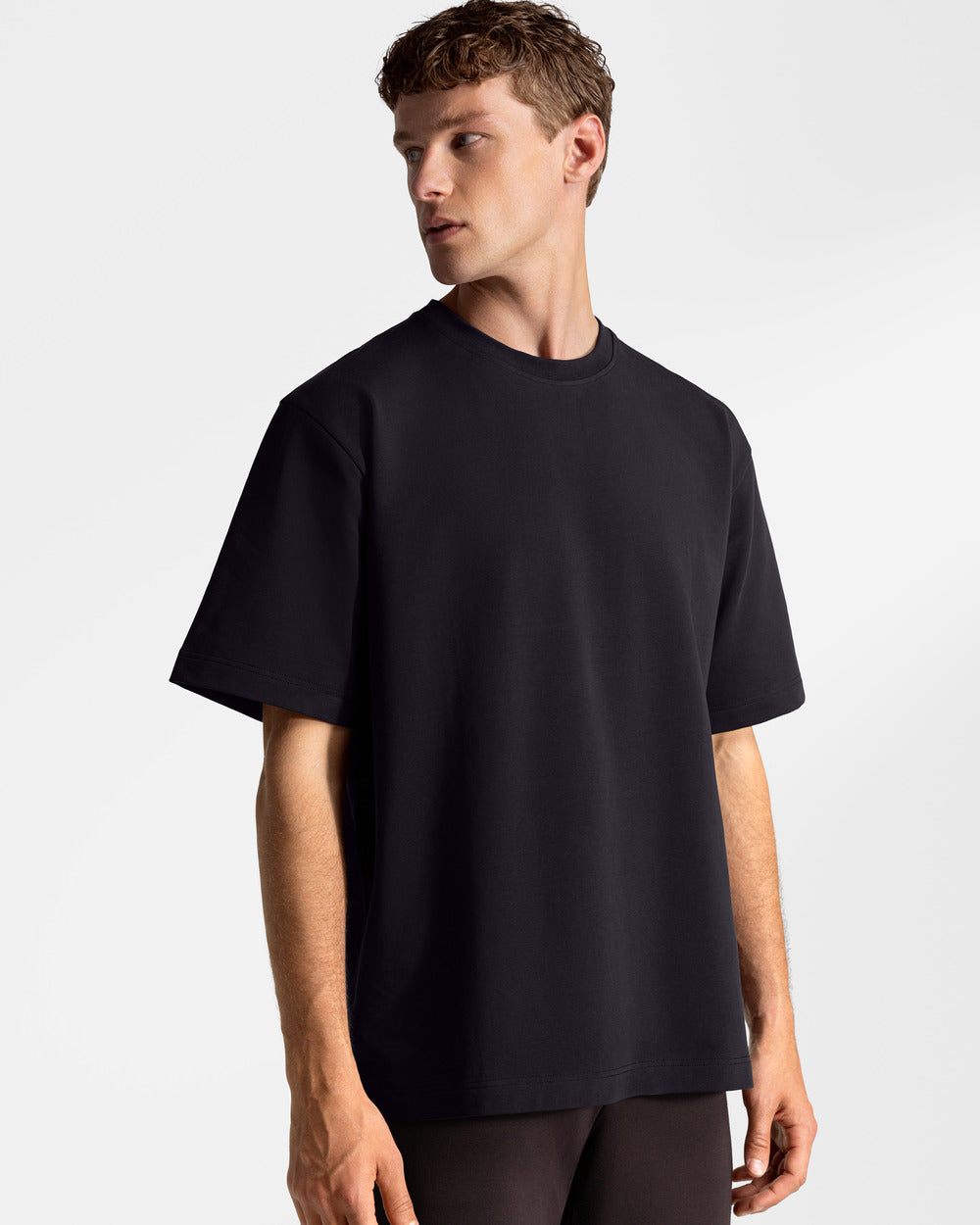 TS 01 Essence Oversized Heavyweight Black 2.0 – t-shirt in black stretch cotton