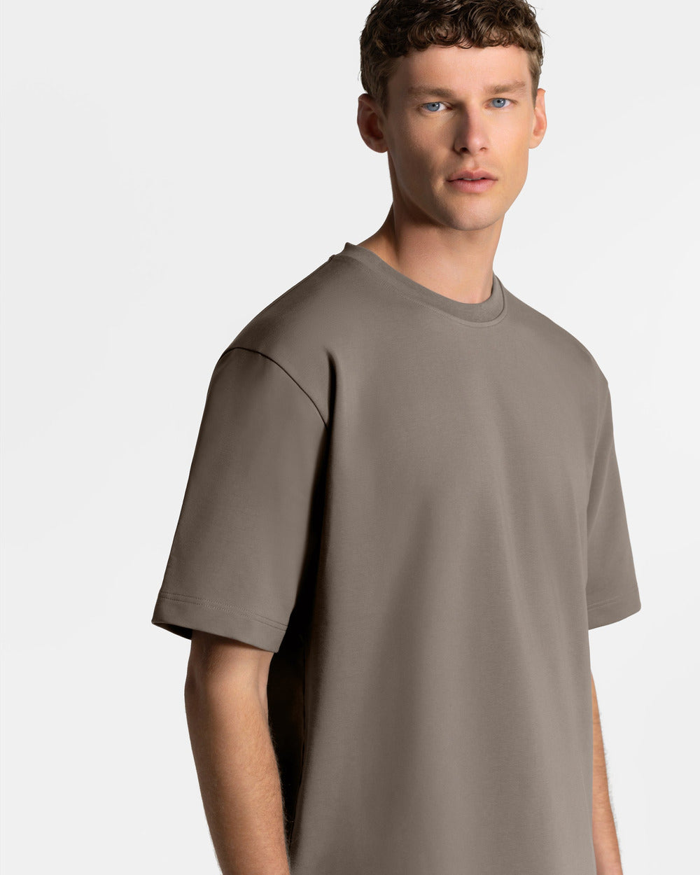 TS 01 Essence Oversized Heavyweight Desert Taupe 2.0 – t-shirt in taupe stretch cotton