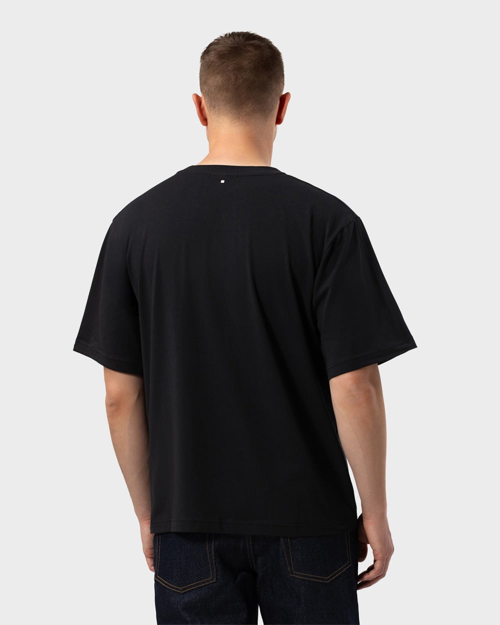 TS 01 – t-shirt in black cotton jersey