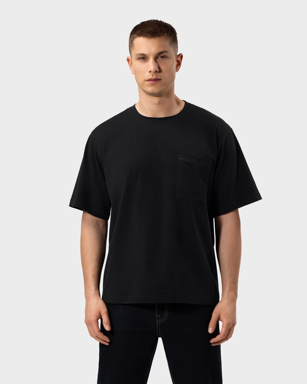 TS 01 Pocket Oversized Lightweight Black – t-shirt in black cotton jersey, photo 2