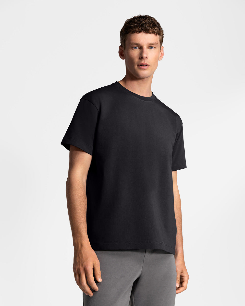 TS 01 Essence Regular Heavyweight Black 2.0 – t-shirt in black stretch cotton, photo 3