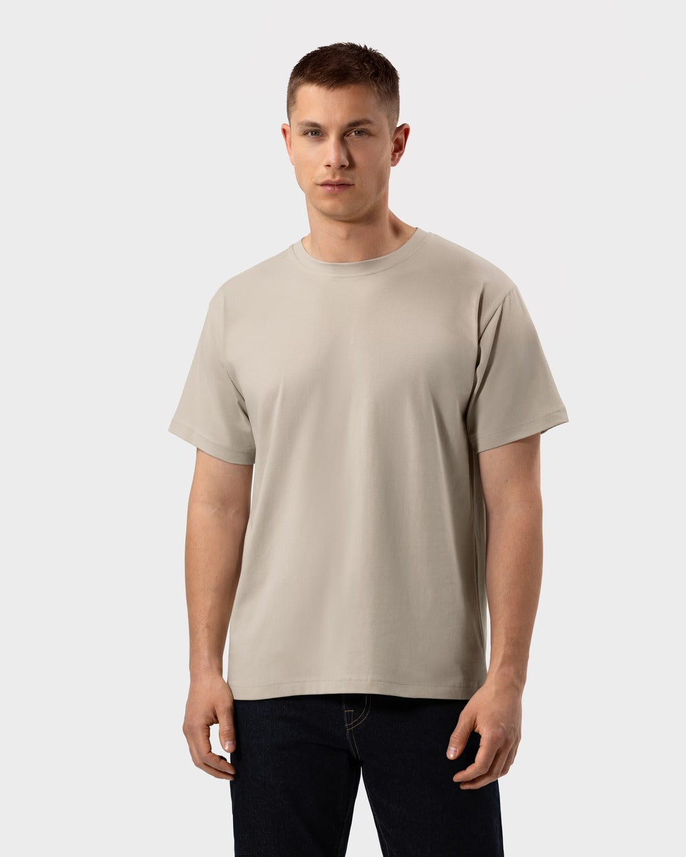 TS 01 Essence Regular Lightweight Sand 2.0 – t-shirt in beige cotton jersey