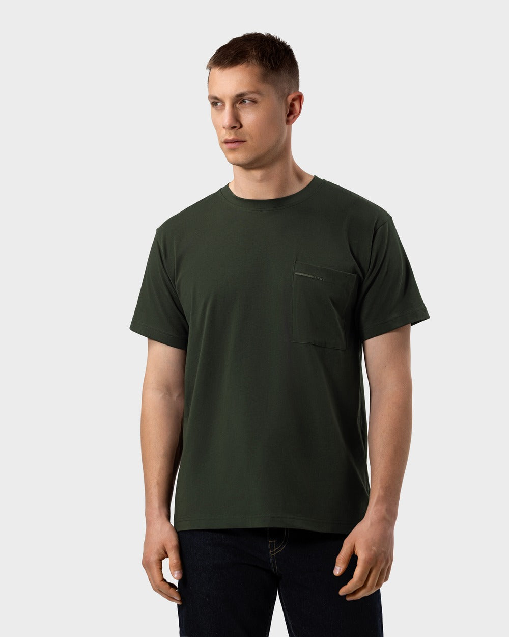 TS 01 Pocket Regular Lightweight Forest Green – t-shirt in green cotton jersey