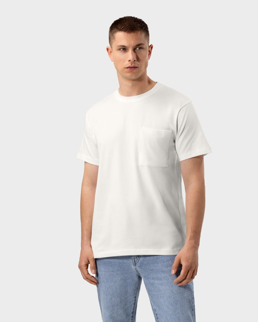 TS 01 Pocket Regular Lightweight Off White – t-shirt in white cotton jersey