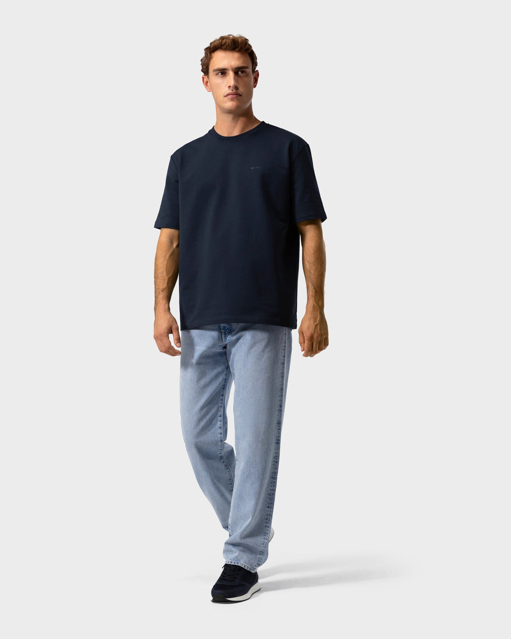 RS 01 Lightweight Blueberry and TS 02 Marked Oversized Heavyweight Blueberry – runner sneakers and logo t-shirt