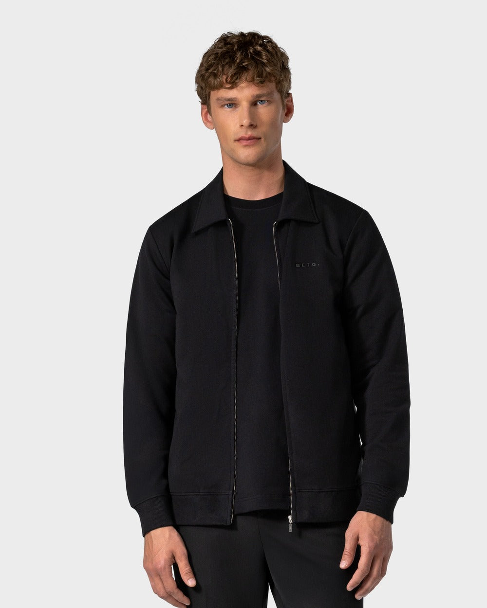 ZS 02 Marked Black – full zip sweatshirt in black stretch cotton