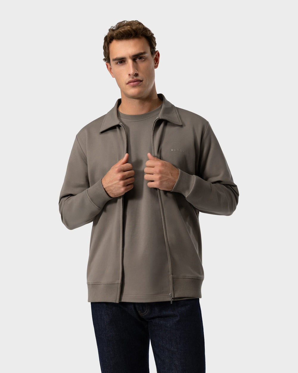 ZS 02 Marked Desert Taupe – full zip sweatshirt in taupe stretch cotton