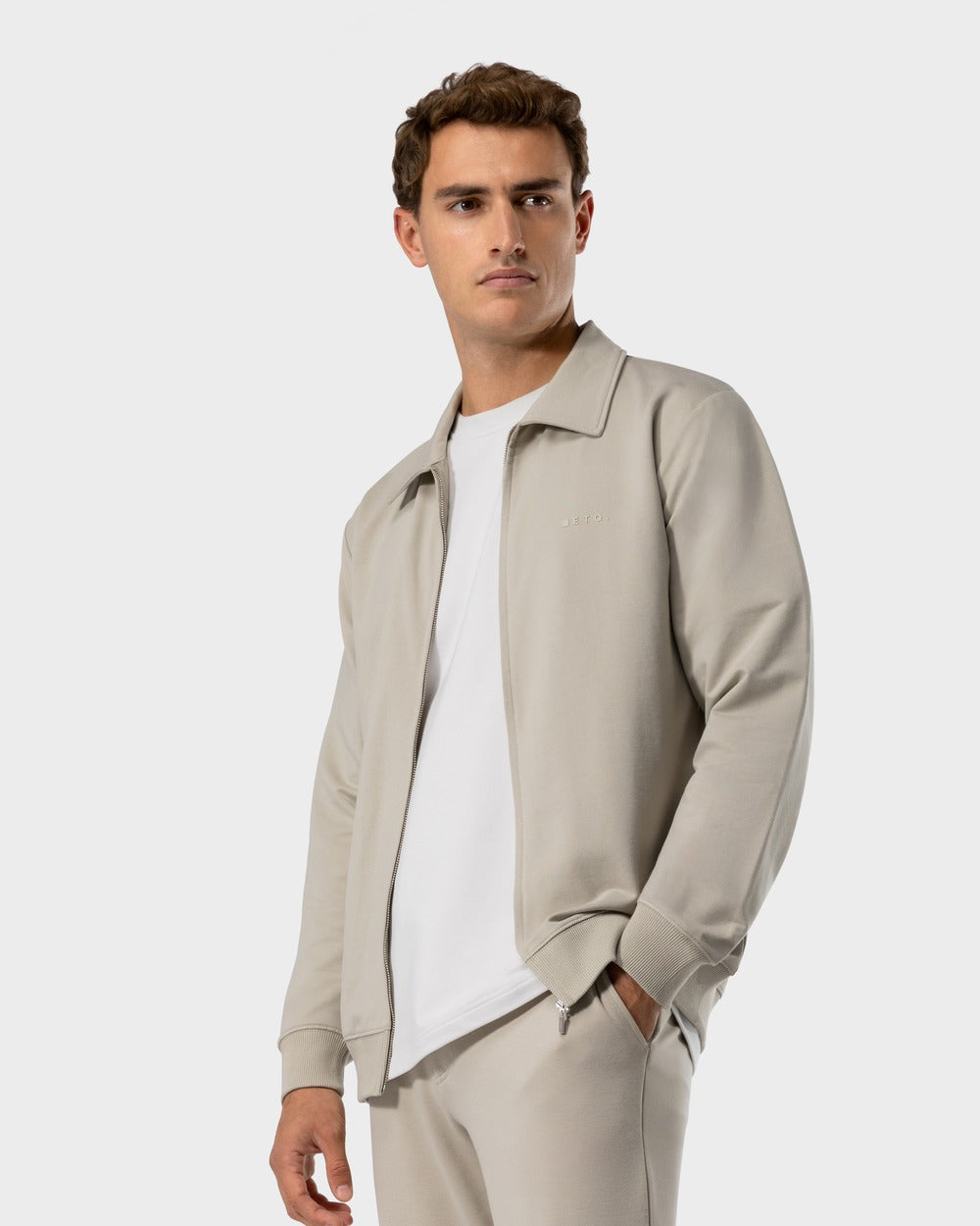 ZS 02 Marked Sand – full zip sweatshirt in beige stretch cotton